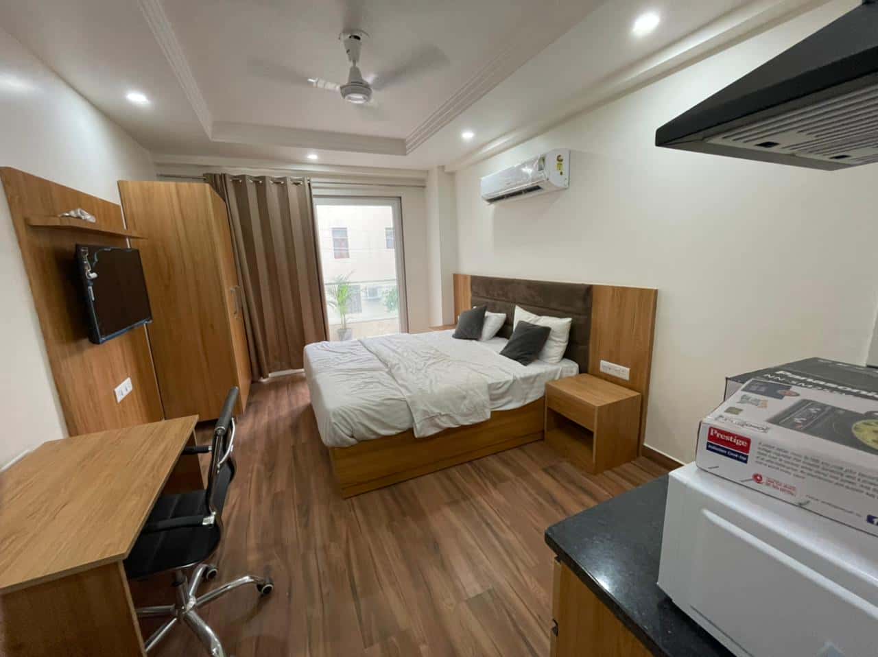 Heron Studio โ Sector 43, Gurgaon