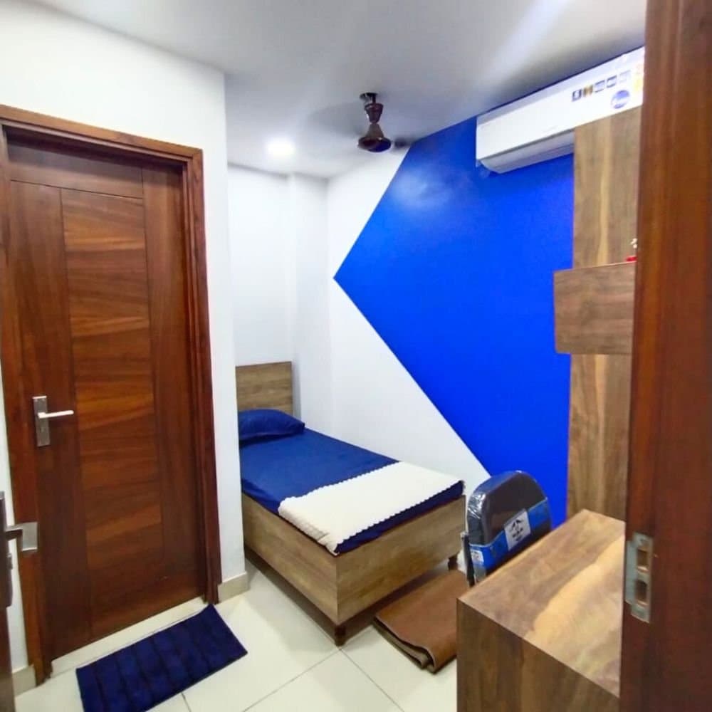 Peacock House โ C Block, Vijay Nagar, Delhi (North Campus)